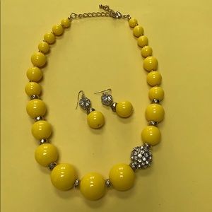 Beaded necklace and earring set